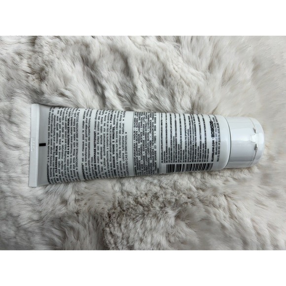 GLAMGLOW Supersmooth Blemish‎ Clearing 5-Minute Mask to Scrub 4.2oz - New - Picture 2 of 6